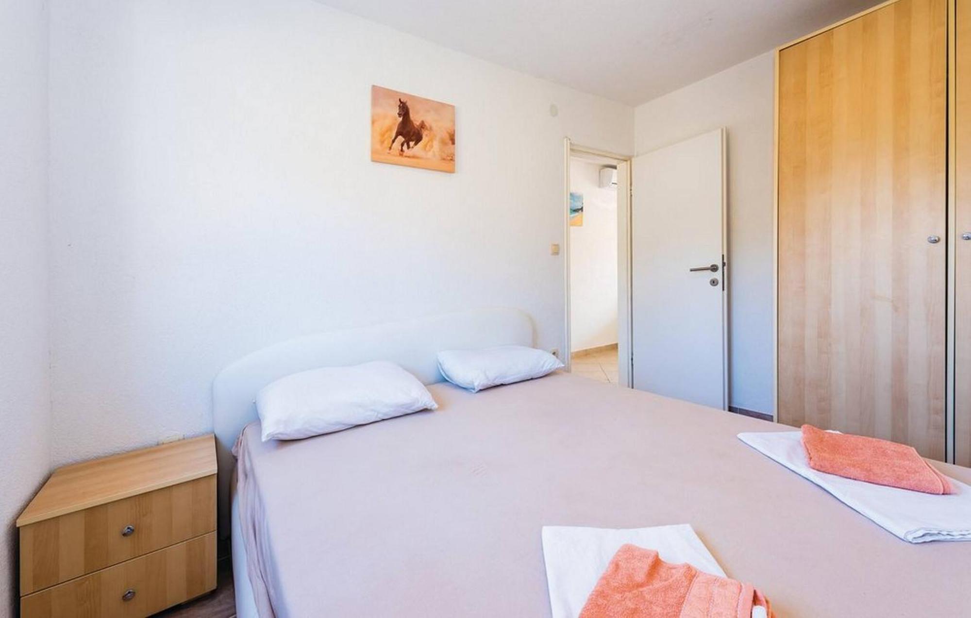 S&G Leko Apartmani Rogoznica Buitenkant foto