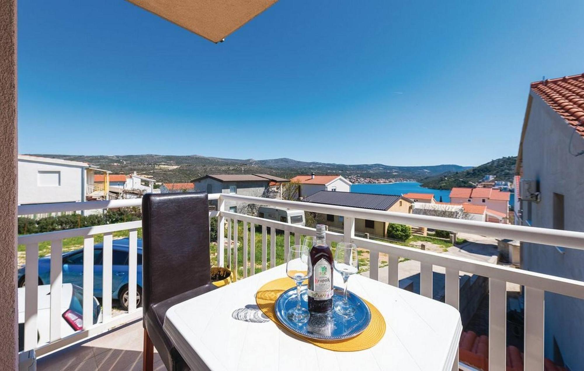 S&G Leko Apartmani Rogoznica Buitenkant foto